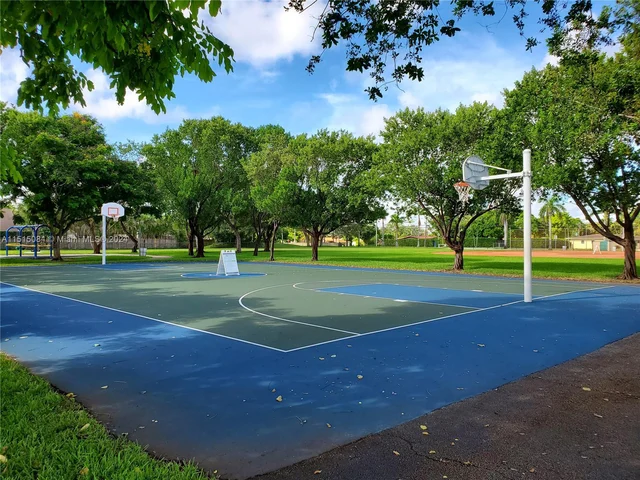 7244 SW 94th Pl # C6, Miami FL 33173