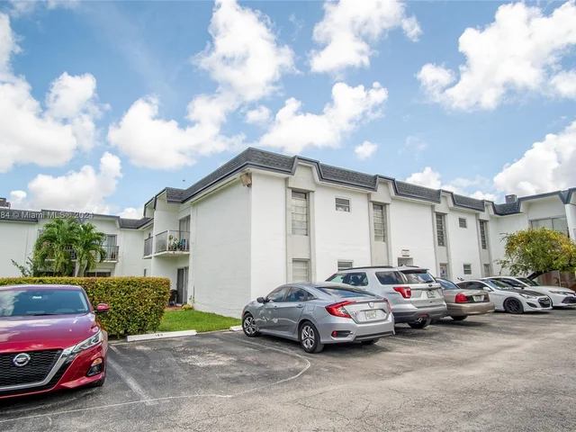 7244 SW 94th Pl # C6, Miami FL 33173