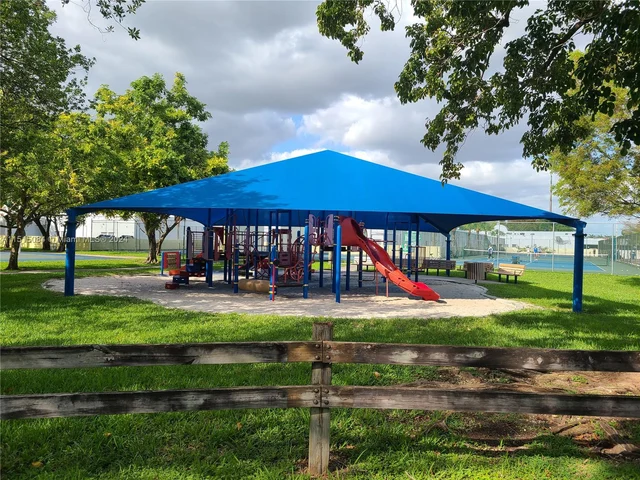 7244 SW 94th Pl # C6, Miami FL 33173