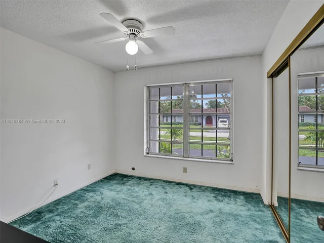 7361 SW 10th St, Plantation FL 33317