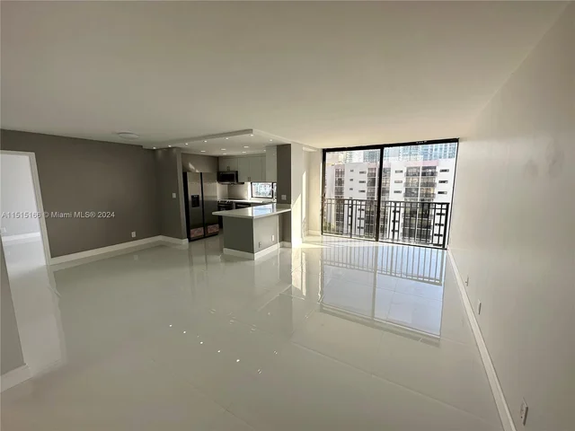 17011 N Bay Rd # 916, Sunny Isles Beach FL 33160