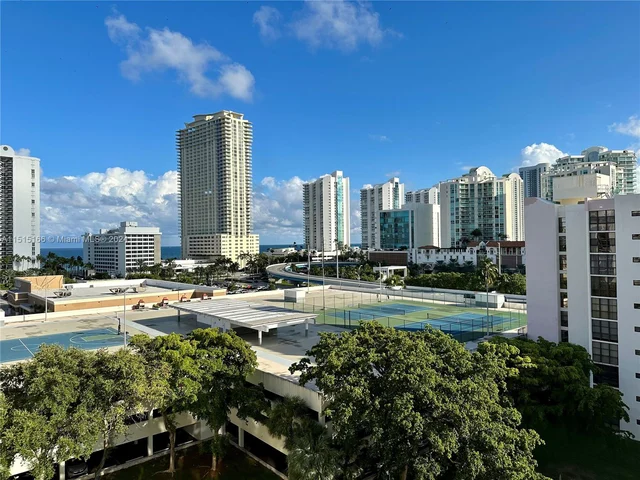 17011 N Bay Rd # 916, Sunny Isles Beach FL 33160