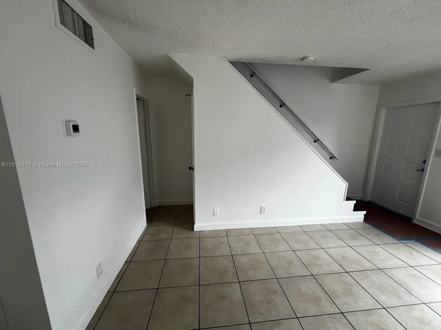 4779 NW 9th Dr # 4779, Plantation FL 33317