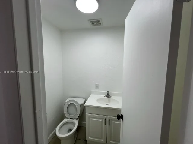 4779 NW 9th Dr # 4779, Plantation FL 33317