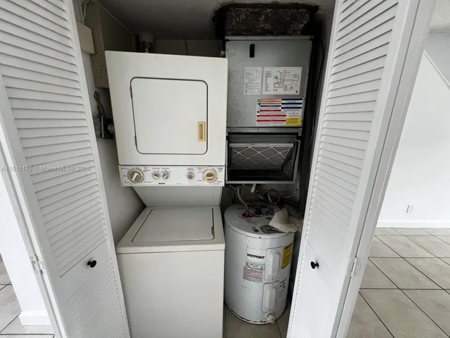 4779 NW 9th Dr # 4779, Plantation FL 33317