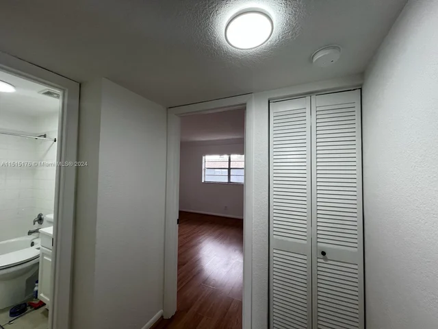 4779 NW 9th Dr # 4779, Plantation FL 33317