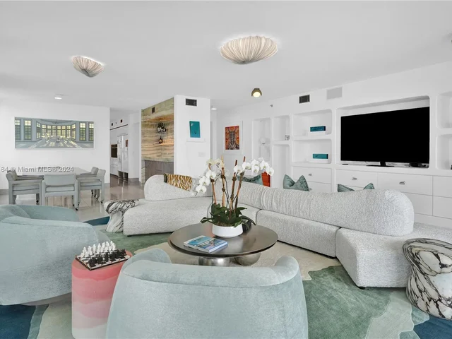 5801 E Collins Ave # 1200, Miami Beach FL 33140