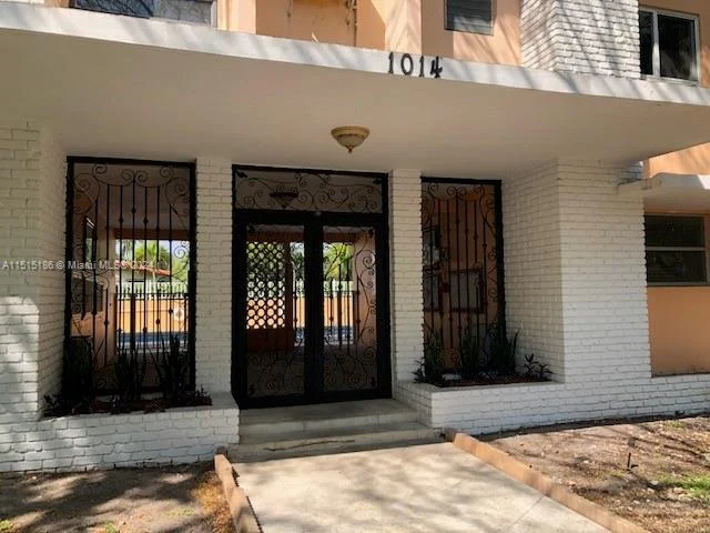 1014 Salzedo St # 301, Coral Gables FL 33134