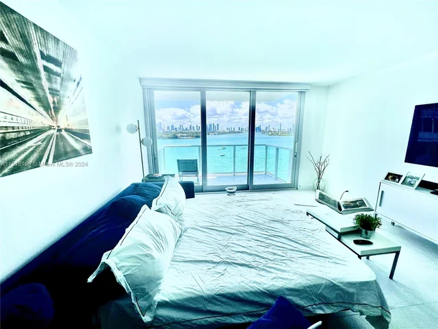 1000 West Ave # 1018, Miami Beach FL 33139