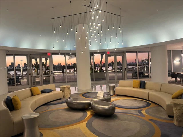 1000 West Ave # 1018, Miami Beach FL 33139