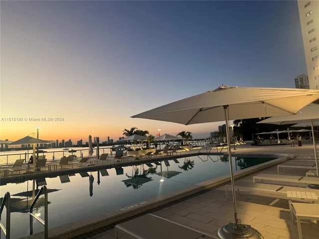 1000 West Ave # 1018, Miami Beach FL 33139