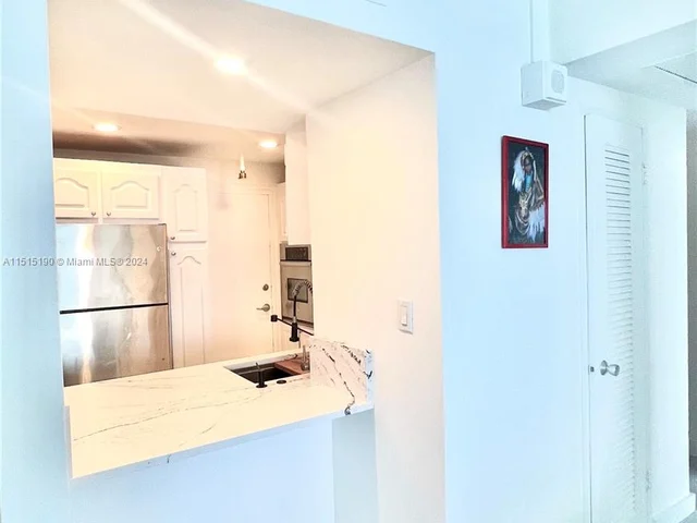 1000 West Ave # 1018, Miami Beach FL 33139