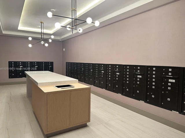 61 NW 37th Ave # 1103, Miami FL 33125