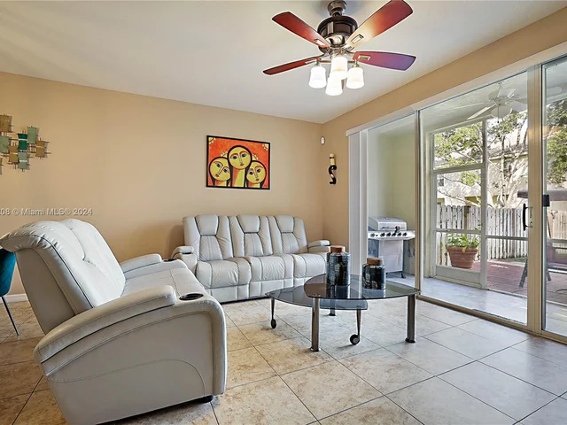 9681 Lago Dr # 9681, Boynton Beach FL 33472