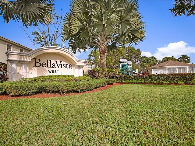 9681 Lago Dr # 9681, Boynton Beach FL 33472