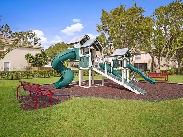 9681 Lago Dr # 9681, Boynton Beach FL 33472