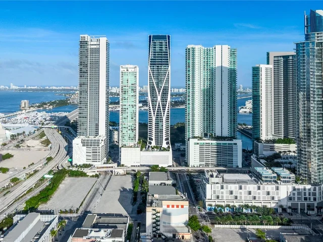 1000 Biscayne Blvd # 1202, Miami FL 33132