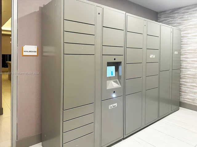 61 NW 37th Ave # 1014, Miami FL 33125