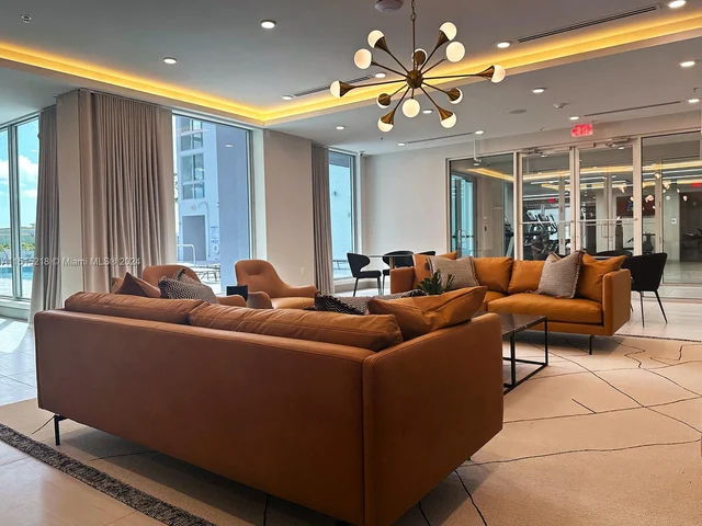 61 NW 37th Ave # 1023, Miami FL 33125