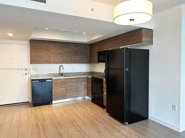 61 NW 37th Ave # 1023, Miami FL 33125