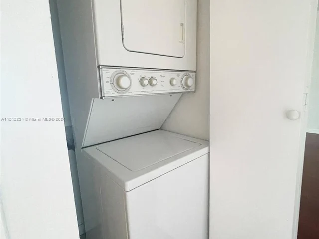 36 NW 6th Ave # 1004, Miami FL 33128