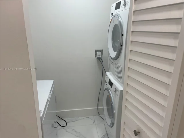 5151 Collins Ave # 1527, Miami Beach FL 33140