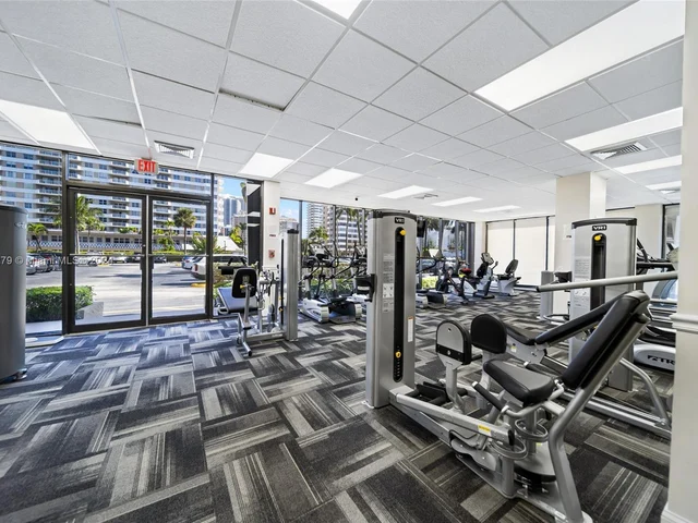 2017 S Ocean Dr # 610, Hallandale Beach FL 33009