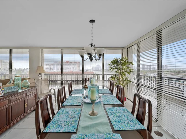 2017 S Ocean Dr # 610, Hallandale Beach FL 33009