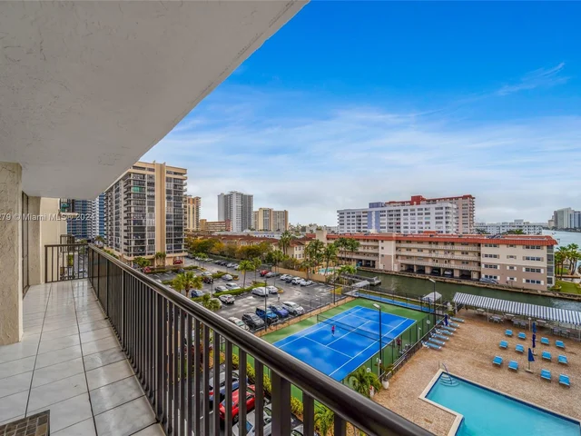 2017 S Ocean Dr # 610, Hallandale Beach FL 33009