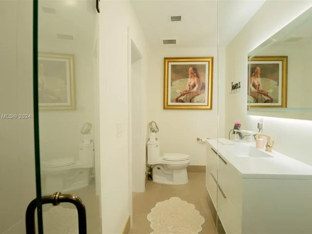 1353 Van Buren St, Hollywood FL 33019