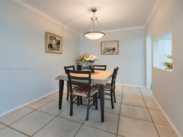 4010 Galt Ocean Dr # 914, Fort Lauderdale FL 33308