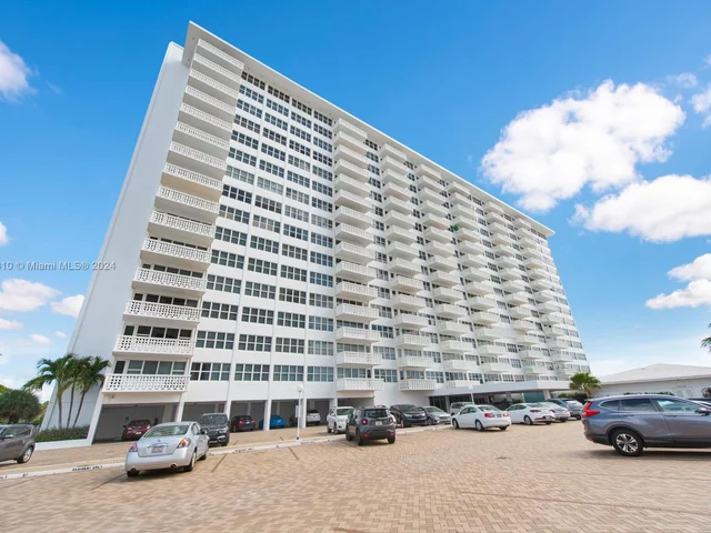 4010 Galt Ocean Dr # 914, Fort Lauderdale FL 33308