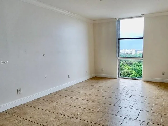 13499 Biscayne Blvd # 1103, North Miami FL 33181