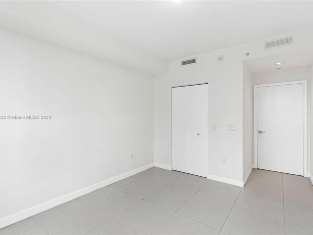 5350 NW 84th Ave # 514, Doral FL 33166