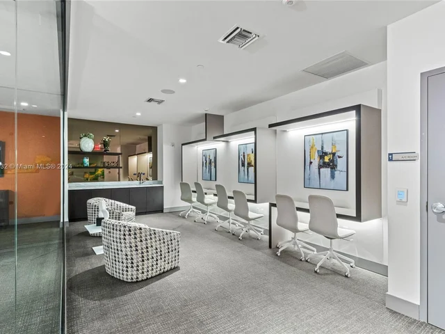 5350 NW 84th Ave # 514, Doral FL 33166