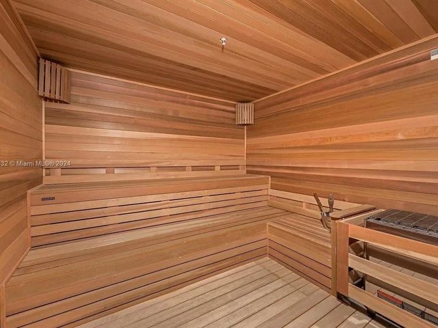 5350 NW 84th Ave # 514, Doral FL 33166