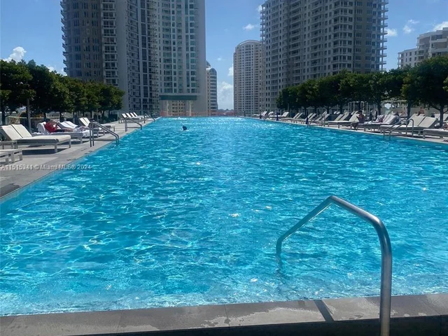 475 Brickell Ave # 5508, Miami FL 33131