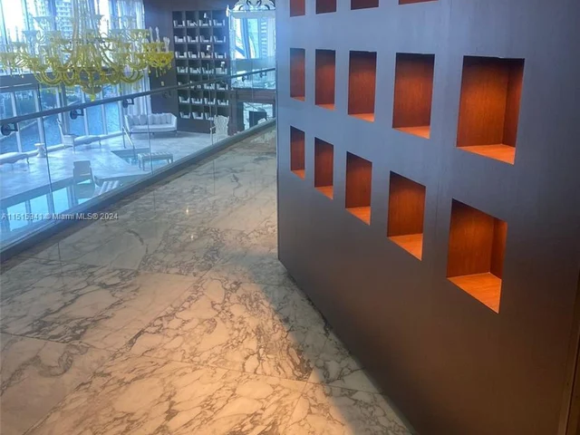 475 Brickell Ave # 5508, Miami FL 33131