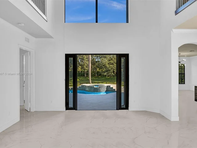 8731 NW 41st St, Cooper City FL 33024