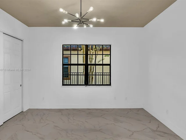 8731 NW 41st St, Cooper City FL 33024