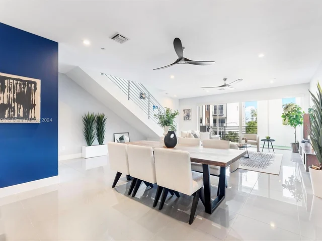 1025 NE 18th Ave # 306, Fort Lauderdale FL 33304