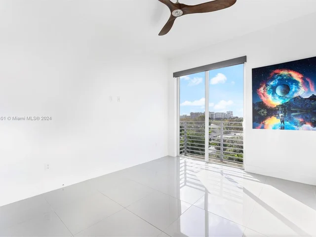 1025 NE 18th Ave # 306, Fort Lauderdale FL 33304