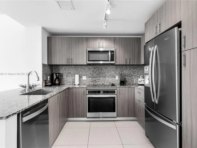 5350 NW 84th Ave # 1818, Doral FL 33166