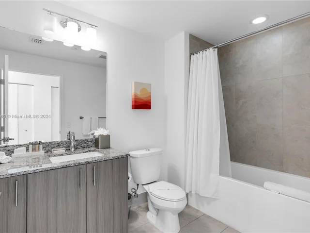 5350 NW 84th Ave # 1818, Doral FL 33166