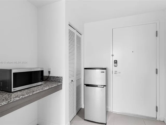 5350 NW 84th Ave # 1818, Doral FL 33166