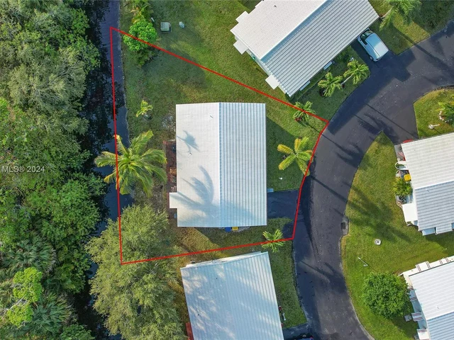 2447 Garland Cir # 196, Hollywood FL 33021