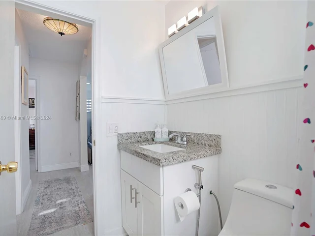 2447 Garland Cir # 196, Hollywood FL 33021