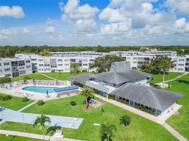 2447 Garland Cir # 196, Hollywood FL 33021