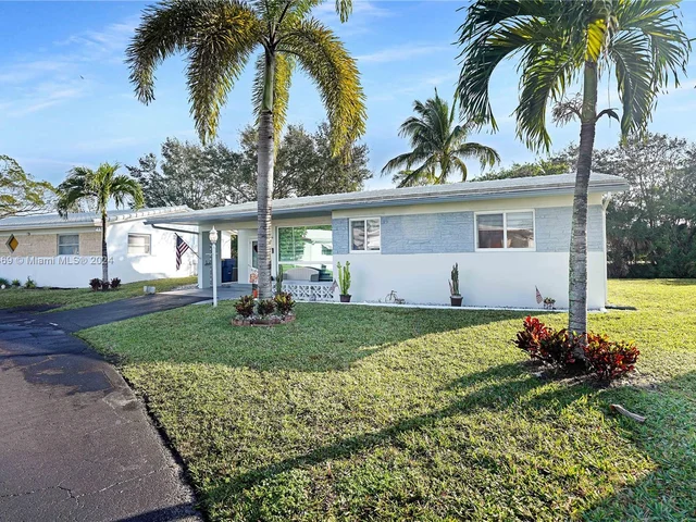 2447 Garland Cir # 196, Hollywood FL 33021