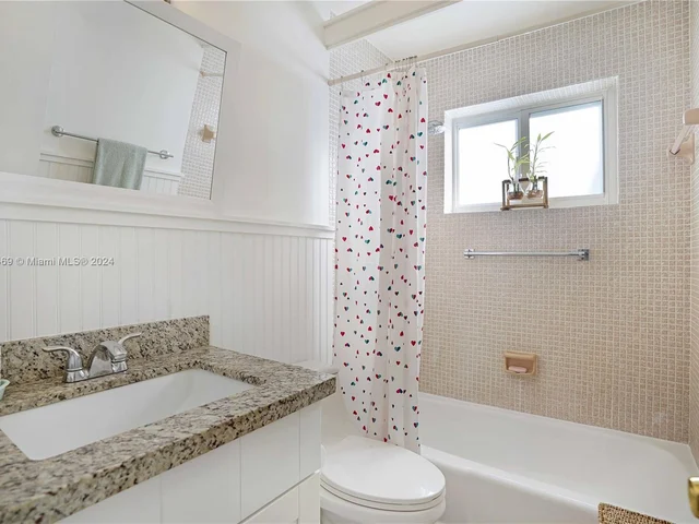 2447 Garland Cir # 196, Hollywood FL 33021